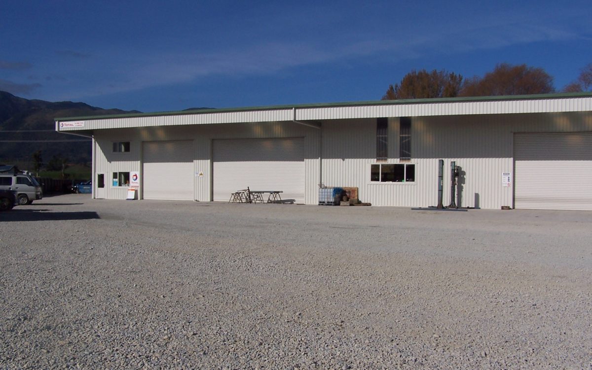 Commercial builders, Golden BAy Builders